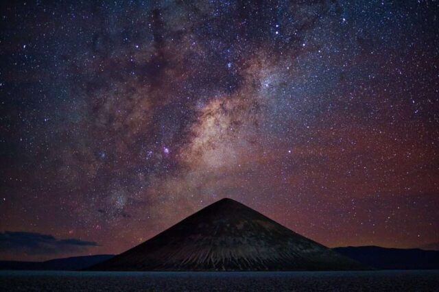 milky way, astrophotography, mountain, night sky, night, sky, stars, landscape, starry, starry sky, starry night, stargazing, constellations, cosmos, nature