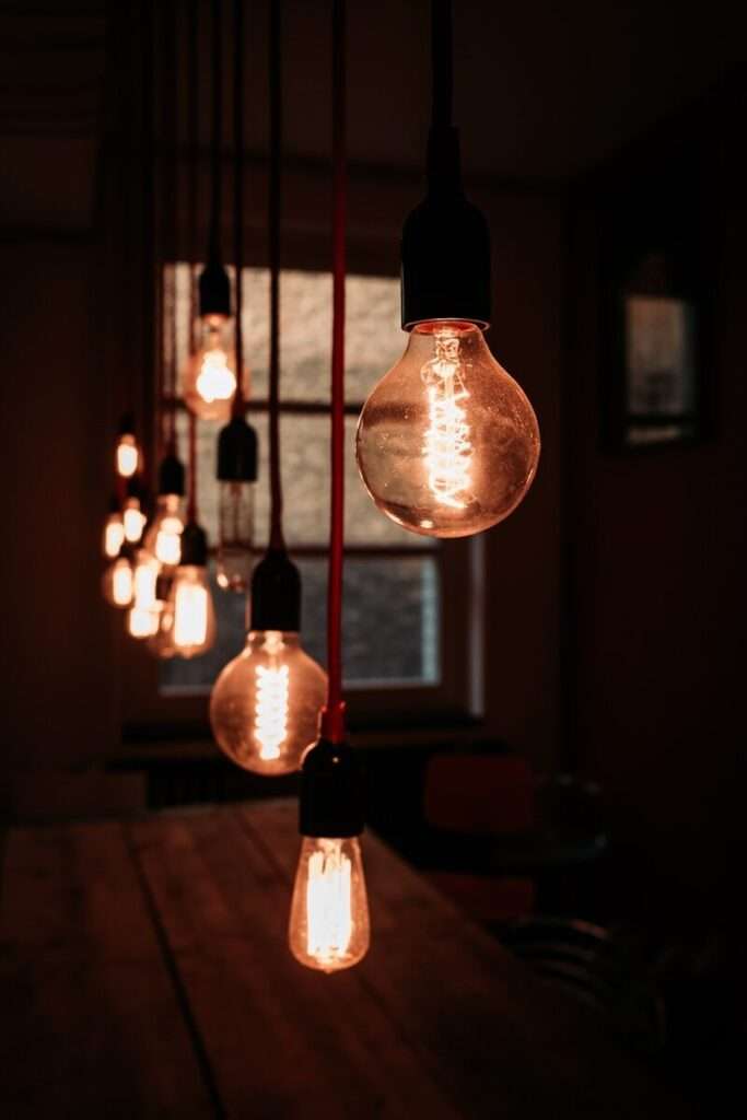 Bulb Wallpapers HD (4K, 8K) โ Creative Light Bulb Backgrounds Free Download