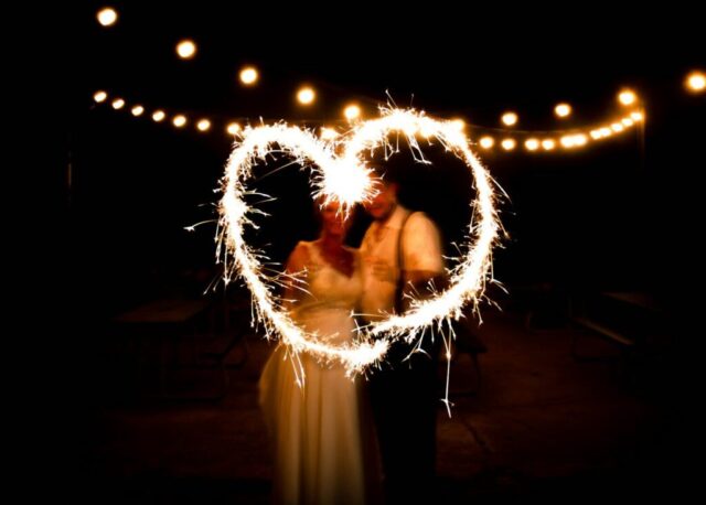 Photo by Cocodillaa.com man and woman doing light writing photography