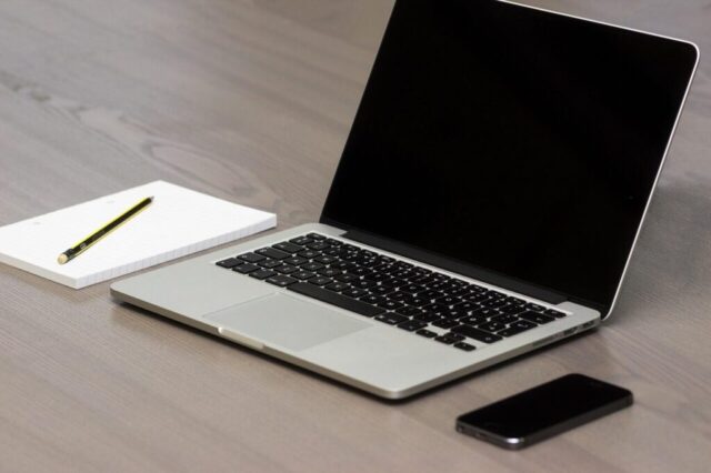 apple, smartphone, desk, laptop, macbook pro, notebook, office, technology, computer, mockup, mobile phone, workspace, screen, minimalist, workplace, minimal, work space, simple, minimalism, minimalistic, laptop, macbook pro, macbook pro, macbook pro, macbook pro, minimalist, minimalist, minimalist, minimalist, minimal, work space, simple, simple, simple, simple, simple, minimalism, minimalism