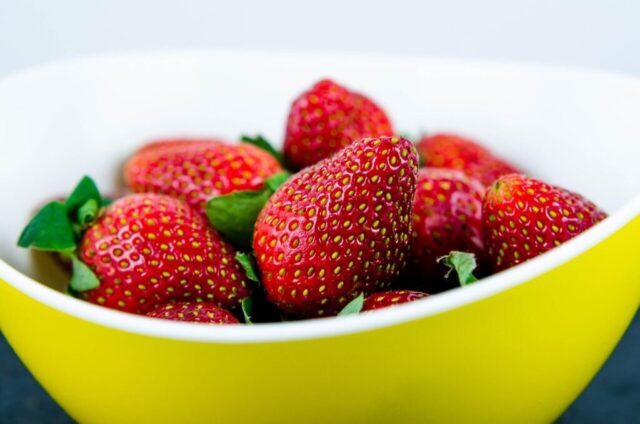strawberries, fruits, bowl, fruit bowl, ripe, sweet, fresh, red, close up, produce, organic, fresh produce, food photography, strawberries, strawberries, strawberries, strawberries, strawberries, fruits, bowl, fruit bowl