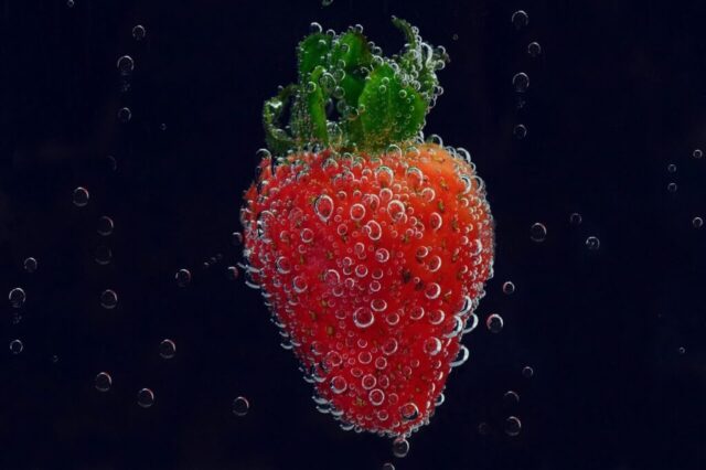 strawberry, blow, air bubbles, sparkling water, blubber, red, refreshing, fresh, vitamins, cute, yummy, meal, healthy, fruit, photo, lemonade, soft drink, drink, dive, strawberry, strawberry, strawberry, strawberry, strawberry, photo