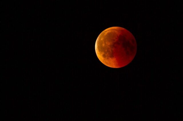 Photo by Cocodillaa.com lunar eclipse, blood moon, moon, full moon, moonlight, lunar eclipse, lunar eclipse, lunar eclipse, lunar eclipse, lunar eclipse, blood moon, blood moon, full moon
