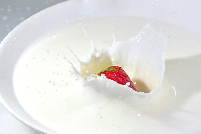 milk, white, food, sweet, drink, eat, strawberry, liquid, fruit, splash, milk, milk, milk, milk, milk