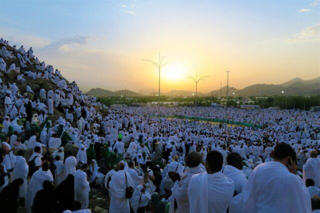 islam, nature, religion, trip, prayer, sky, mecca, religious, worship, the pilgrim's guide, sunset, arafat, waqfa, belief, spiritual, the crowd, people, gibraltar womb