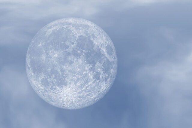 Photo by Cocodillaa.com moon, darling, full moon, nature, clouds, the moon, blue sky, atmosphere