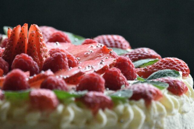 cake, happy birthday, strawberries, dessert, sweet, sugar, bakery, fruit, raspberries, food
