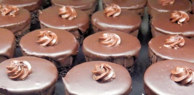 Photo by Cocodillaa.com mini chocolate cakes, ganache, whipped cream topping, food, brown cake, brown chocolate, ganache, ganache, ganache, ganache, ganache