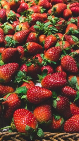 bunch of stawberries
