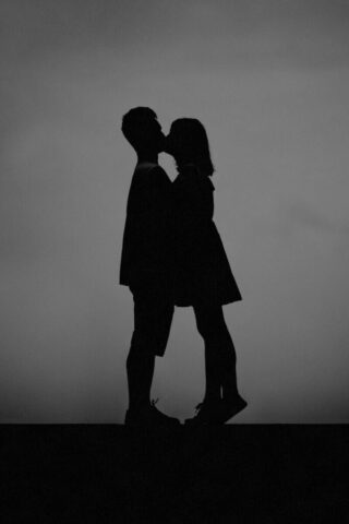 Photo by Cocodillaa.com man and woman kissing each other