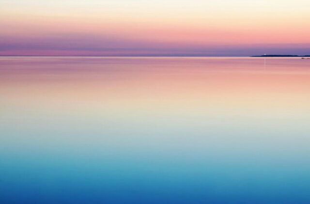 photo of blue and pink sea
