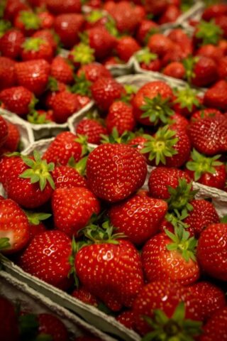 Aesthetic Strawberry Backgrounds