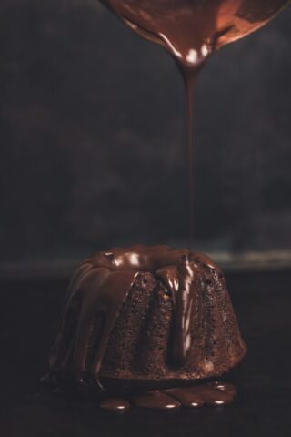 Photo by Cocodillaa.com bundt chocolate cake