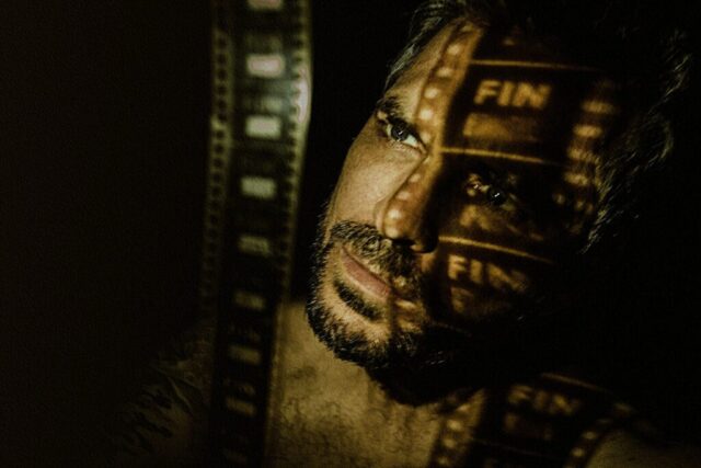 Photo by Cocodillaa.com 20 us dollar bill