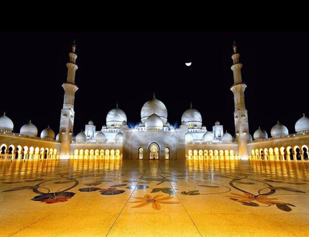 Night view of Masjid Al Aqsa wallpaper