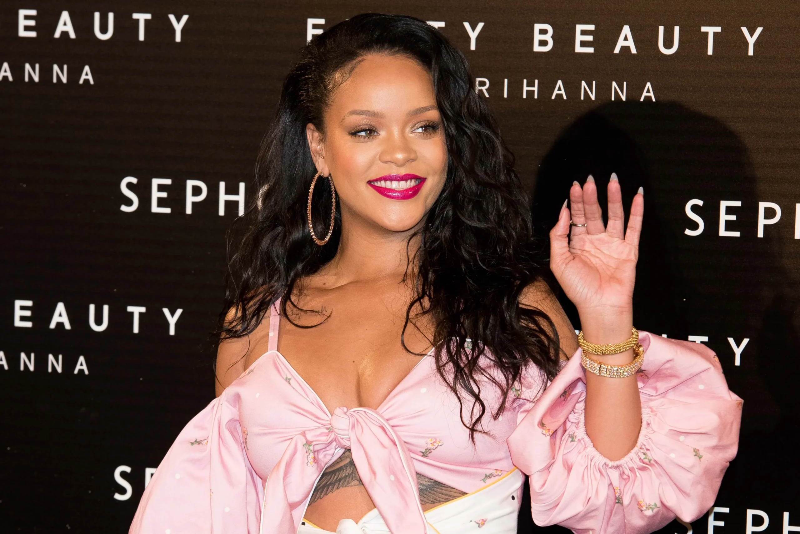 rihanna desktop wallpaper