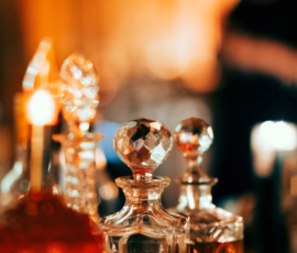 Perfume Wallpapers (HD, Full HD & 4K) – Free Download for Mobile & Desktop 33 perfume background