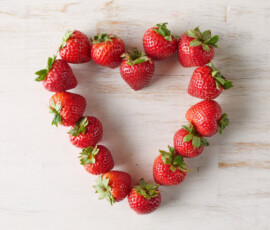 π Strawberry Wallpapers HD & 4K β Fresh, Aesthetic Backgrounds Free Download 32 strawberry heart